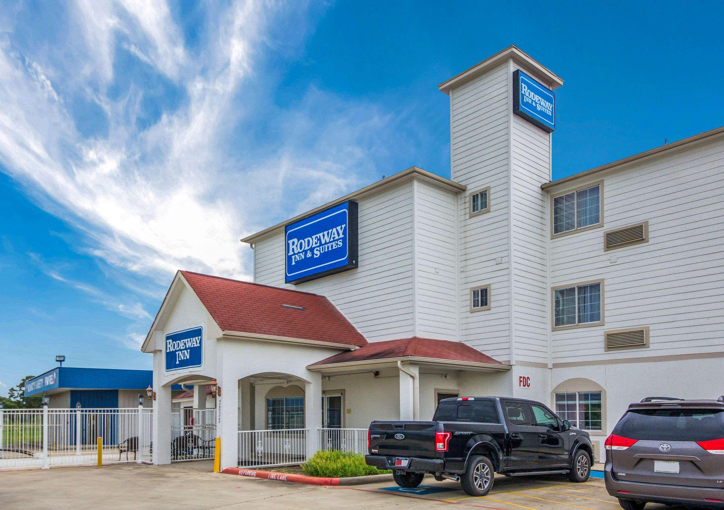 Rodeway Inn & Suites Port Arthur - Groves Экстерьер фото