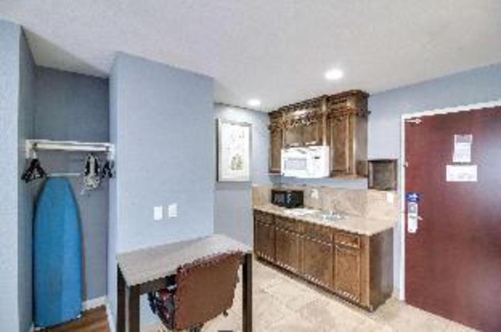 Rodeway Inn & Suites Port Arthur - Groves Экстерьер фото