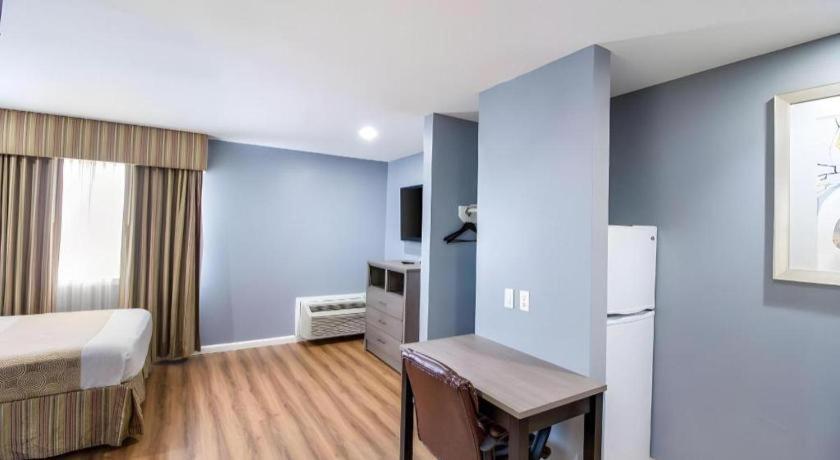 Rodeway Inn & Suites Port Arthur - Groves Экстерьер фото
