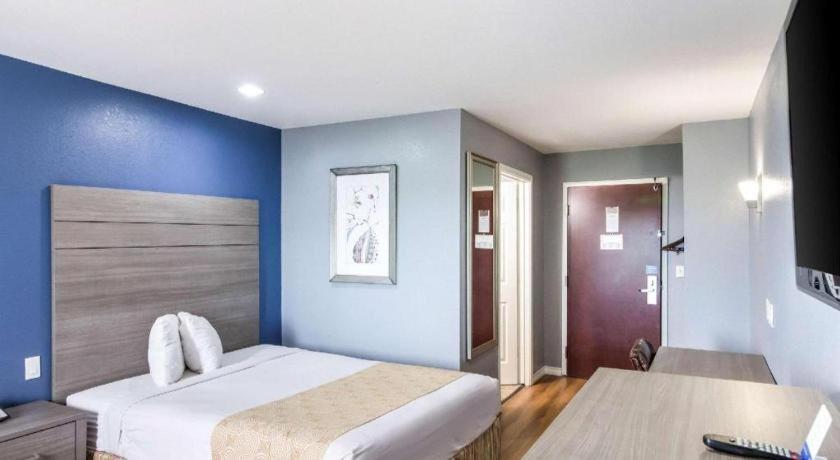 Rodeway Inn & Suites Port Arthur - Groves Экстерьер фото