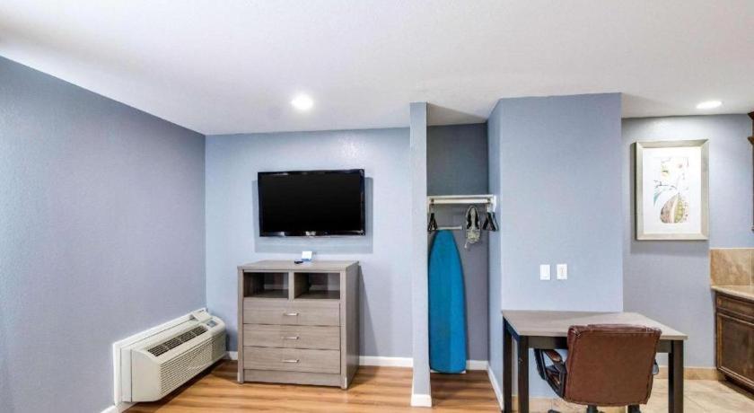 Rodeway Inn & Suites Port Arthur - Groves Экстерьер фото