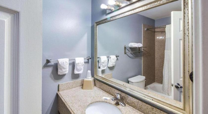 Rodeway Inn & Suites Port Arthur - Groves Экстерьер фото